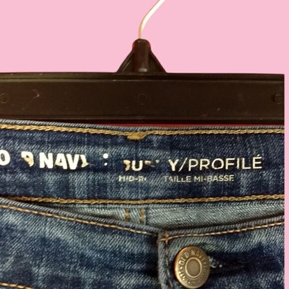 Old Navy  Mid-Rise Curvy profile -Long skinny - Picture 5 of 8